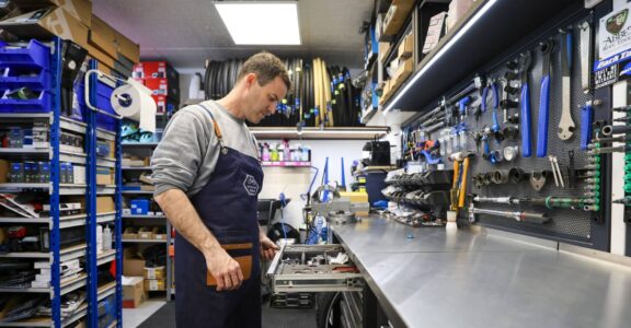 Entretien et réparation de vélo par votre magasin de cycles au Lavandou